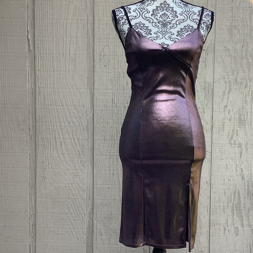 Sleeveless Mini Dress w/Split